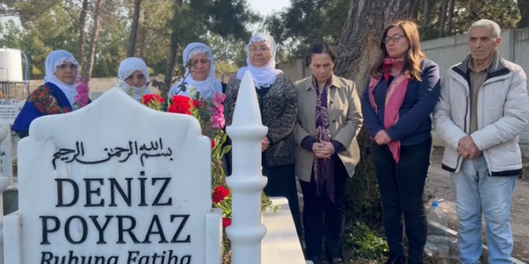 Deniz Poyraz mezarı başında anıldı