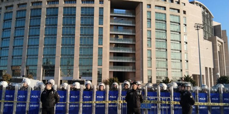 İBB Başkanı Ekrem İmamoğlu tutuklandı