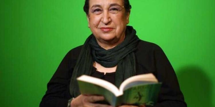 Şair Sennur Sezer anılacak