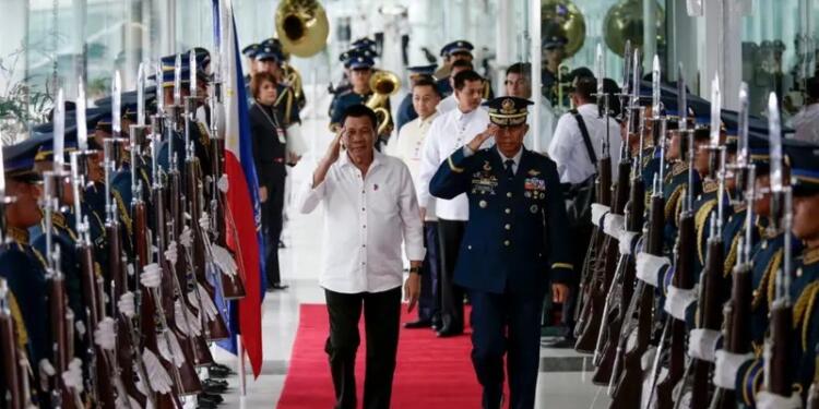 Filipinler eski Devlet Başkanı UCM’de yargılanacak