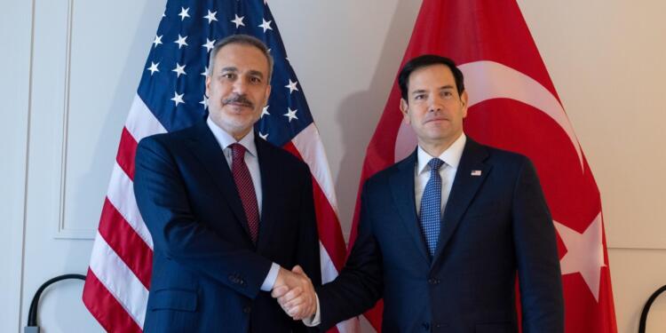 Çalkantılı dönemde Fidan ABD’de