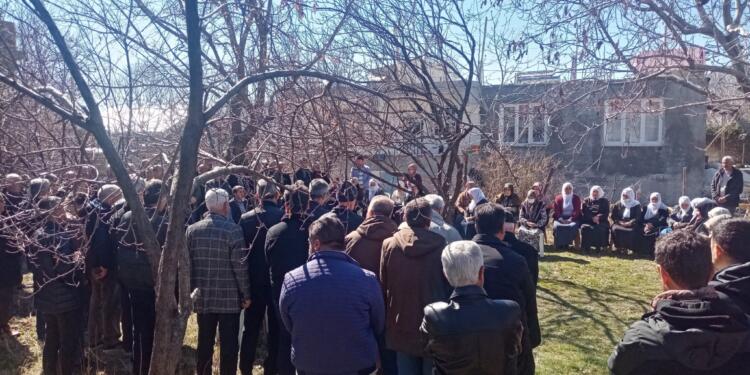 HPG’li Oğuz Çelik’in taziyesi kitlesel bir şekilde ziyaret edildi