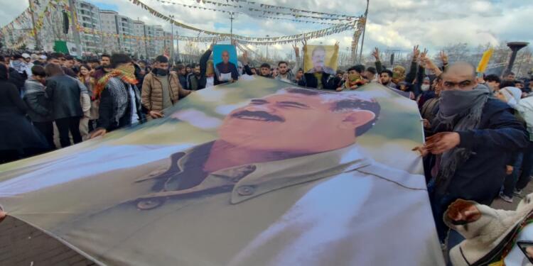 Fotoğraflarla 2025 Amed Newrozu: Abdullah Öcalan’a özgürlük