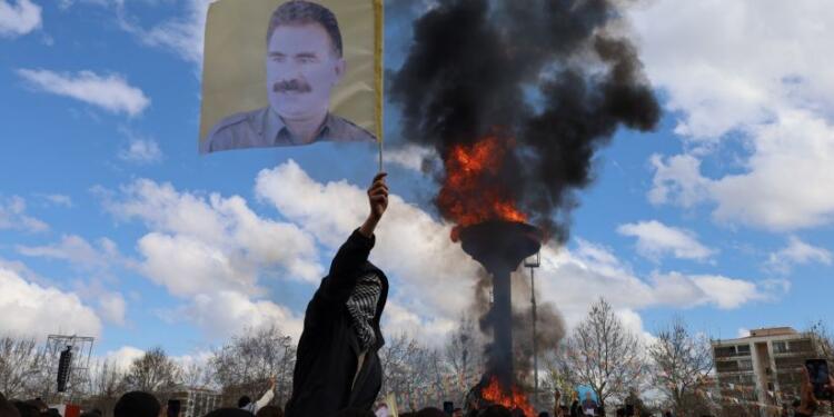 Fotoğraflarla 2025 Amed Newrozu: Abdullah Öcalan’a özgürlük