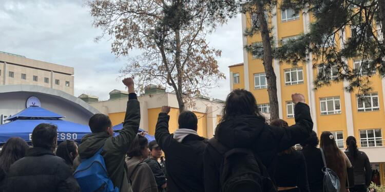 DTCF’de öğrencilere ülkücüler saldırdı