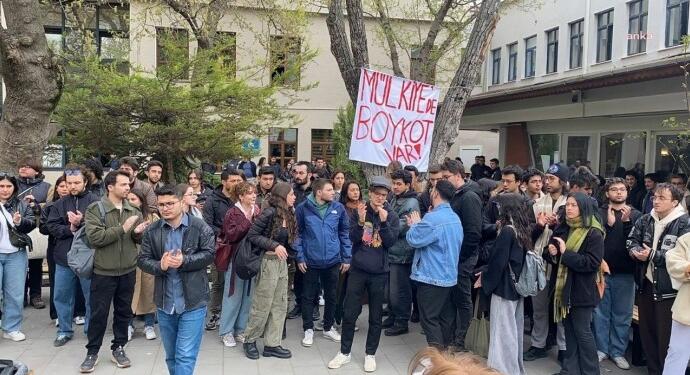 Ankara’da 6 öğrenciye ev hapsi