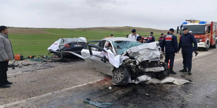 Ankara’da trafik kazası: 6 kişi hayatını kaybetti