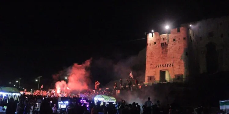 Suriye’nin birçok kentinde QSD-Şam anlaşması coşkuyla karşılandı