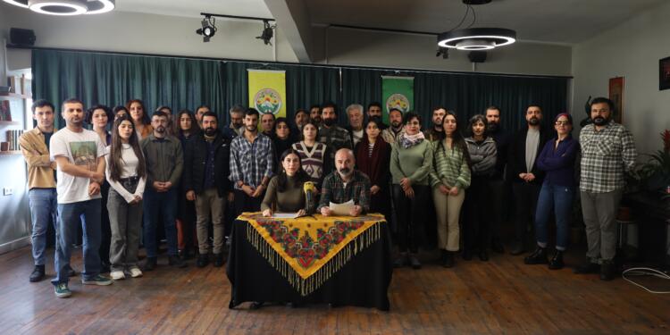 Sanatçılar Abdullah Öcalan’ın tarihi çağrısına destek verdi