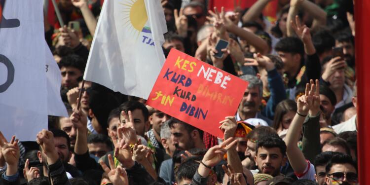 Fotoğraflarla 2025 İstanbul Newrozu: Abdullah Öcalan’a özgürlük