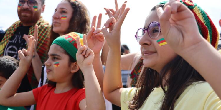 Fotoğraflarla 2025 İstanbul Newrozu: Abdullah Öcalan’a özgürlük