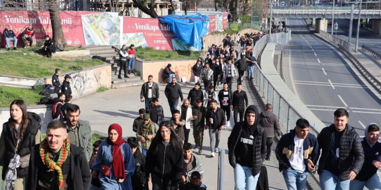 Fotoğraflarla 2025 İstanbul Newrozu: Abdullah Öcalan’a özgürlük