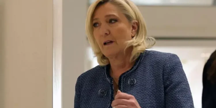 Le Pen Fransa’da cumhurbaşkanlığı seçimlerinde aday olamayacak