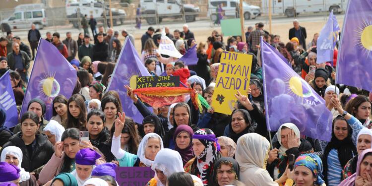 Fotoğraflarla 8 Mart 2025: Jin, Jiyan, Azadî!