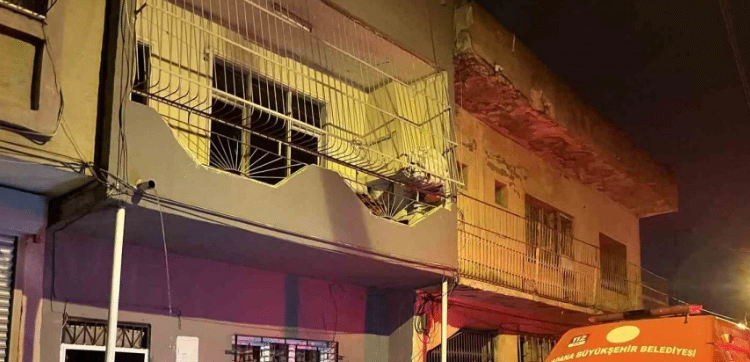 Adana’da evde yangın çıktı: 2 çocuk hayatını kaybetti