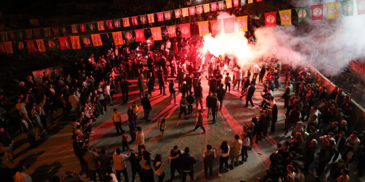 Newroz ateşi ‘özgürlük’ için yakıldı