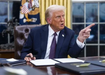Trump, 2 basın kuruluşunu ‘yasa dışı’ ilan etti