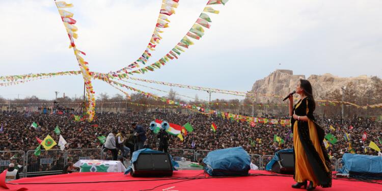 Hatimoğulları Wan Newrozu’nda: Çağrı 85 milyonun kurtuluş çağrısıdır