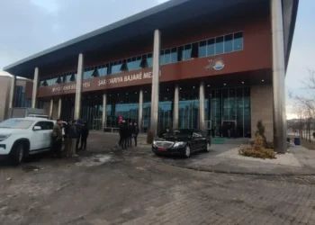 Wan kayyımı belediyeyi yağmalıyor!