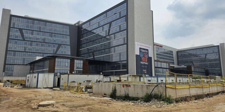 Hastane 10 yıldır tamamlanmadı; maliyet 2 milyara yaklaştı