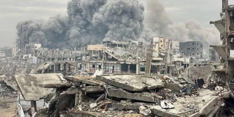 Savunma Bakanı: İsrail, Gazze’de ‘geniş alanları’ ele geçirecek