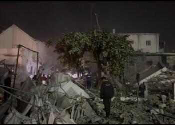 İsrail El-Ehli Baptist Hastanesine saldırı düzenledi