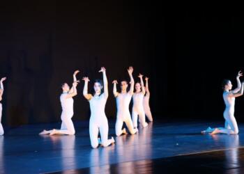 Amed Tiyatro Festivali Bavê Teyar’a adandı