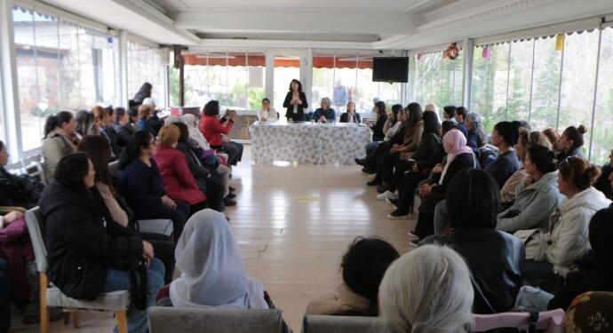 DEM Parti Kadın Meclisi Dêrsim’de kadınlarla buluştu