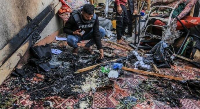 Gazze’de bir gazeteci daha yaşamını yitirdi