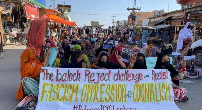 Belucistan’da eylemler sürüyor: Malir Karaçi’de polis ateş açtı