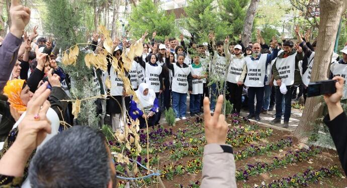 Amara Yürüyüşçüleri 33 düş yolcusunu andı