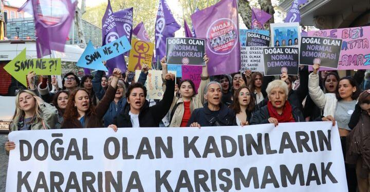 ‘Sezaryen yasağına karşı çözüm örgütlü mücadelede’