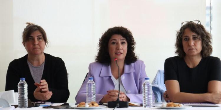 Halide Türkoğlu: Kadınlar öznesi olduğu masayı kuracak