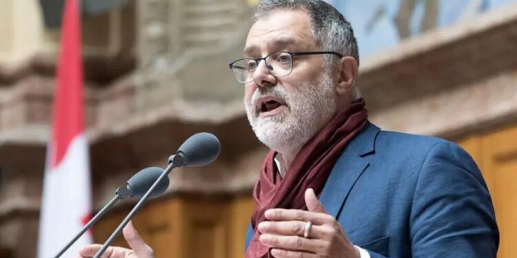 İsviçreli Senatör: Samimiyetin ilk adımı Öcalan’ın özgürlüğü