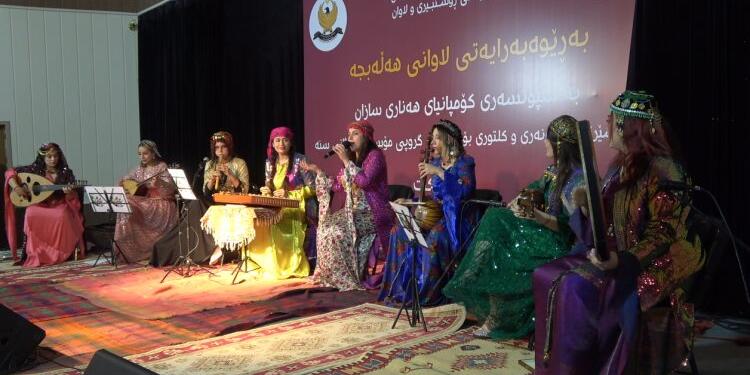 ‘Sanat halkımızın tarihinin bir parçasıdır’