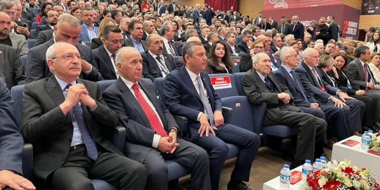 Özgür Özel: Erdoğan’ın artık meşruiyeti yoktur