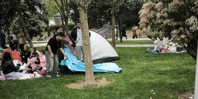 Gezi Parkı’nda kurulan çadırlara polis müdahalesi