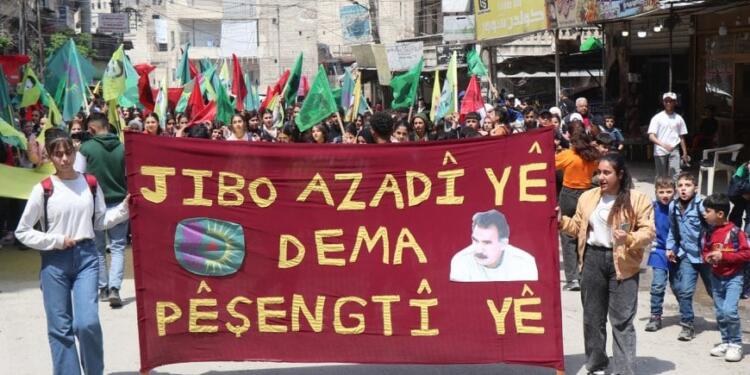 Kadınlar Halep’te Abdullah Öcalan’ın özgürlüğü için yürüdü