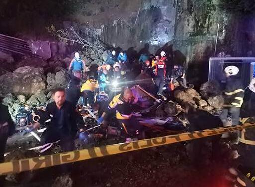 Samsun’daki heyelanda 2’si çocuk 3 kişi öldü