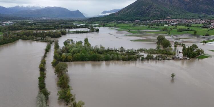 İtalya’da fırtına sele yol açtı: 3 kişi yaşamını yitirdi