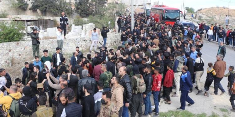 Halep’te anlaşma kapsamında tutsaklar serbest bırakıldı