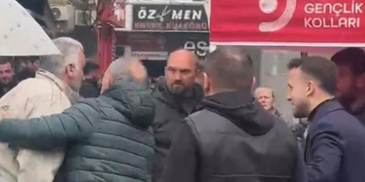 CHP standına bıçaklı saldırı düzenlendi