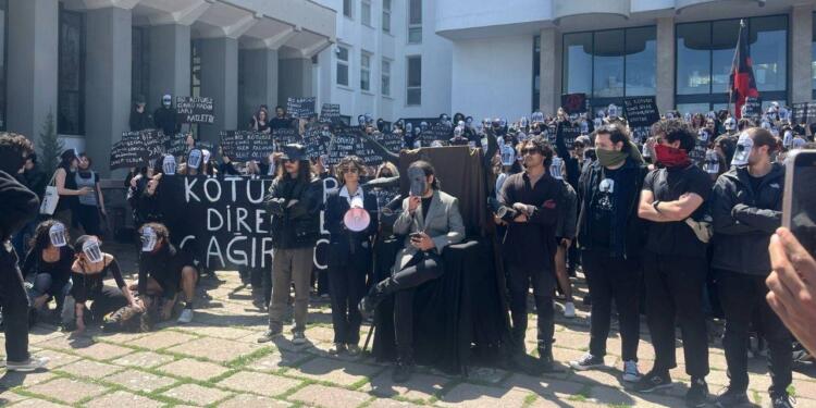 ODTÜ’de kötüler ‘yeniden’ direnişe çağırdı