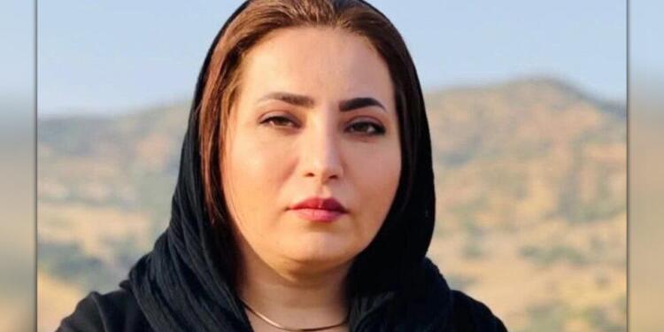 İran’da baskılar sürüyor: Bir öğretmen ihraç edildi