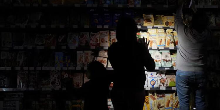 İran’da enerji krizi: Elektrik kesintileri hayatı felç ediyor