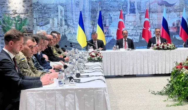 Türkiye-Ukrayna-Rusya görüşmesi başladı