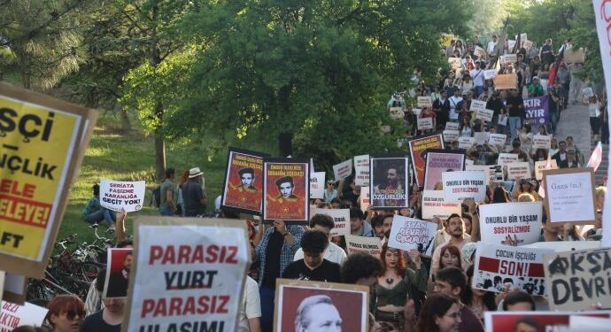 ODTÜ’de geleneksel ‘Devrim Yürüyüşü’ yapıldı