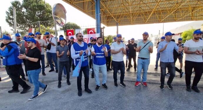 DYO Boya işçileri greve çıktı