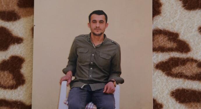 Tutsaklar baskılara karşı açlık grevine girdi; müdür tutsakları tehdit etti