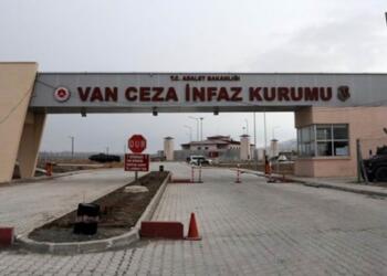 Tutsak gazeteci yazdı: İşkenceye uğrayan tutsağa 3 yıl hapis cezası